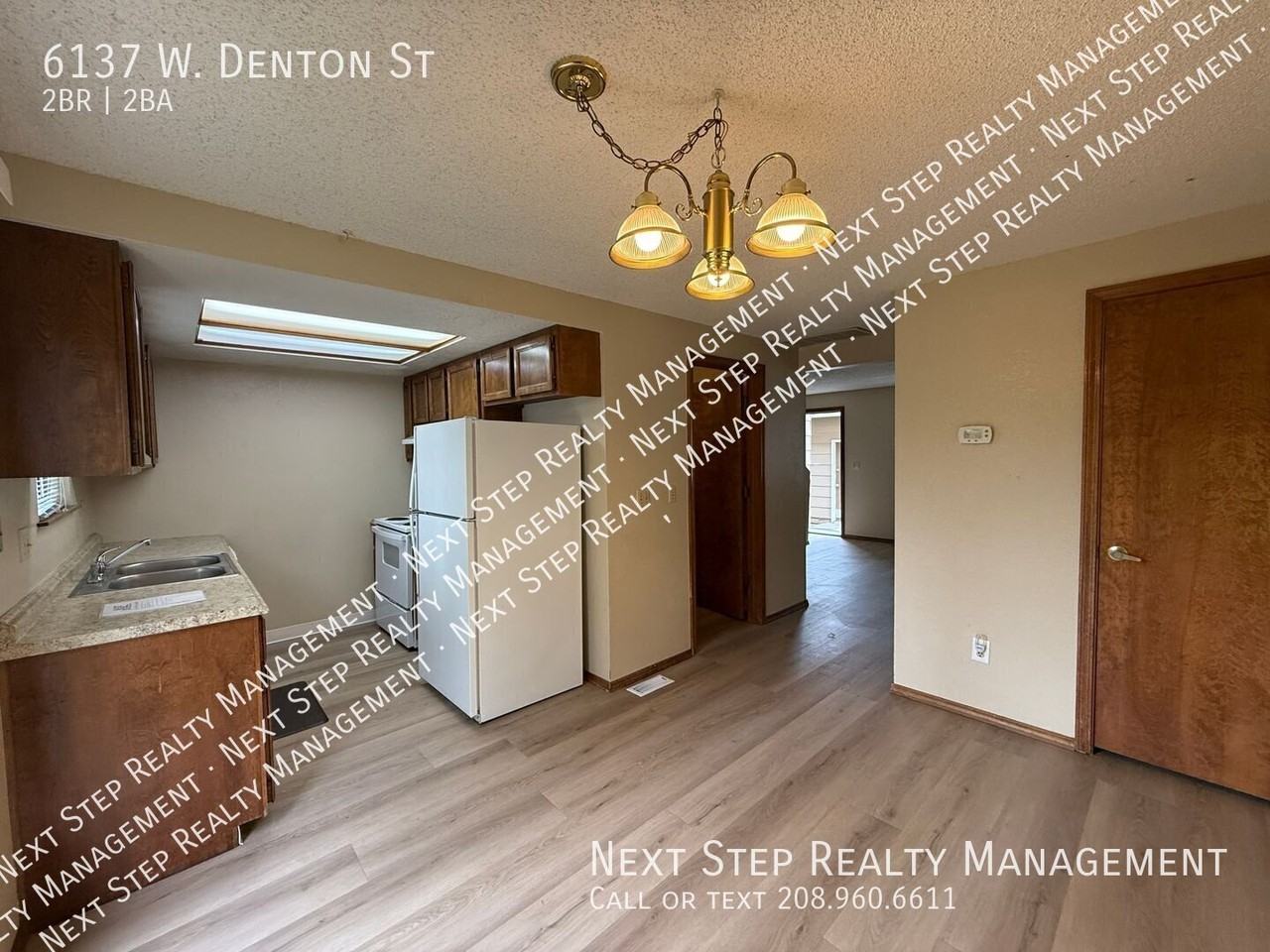 6137 W Denton St - Photo 5 of 14
