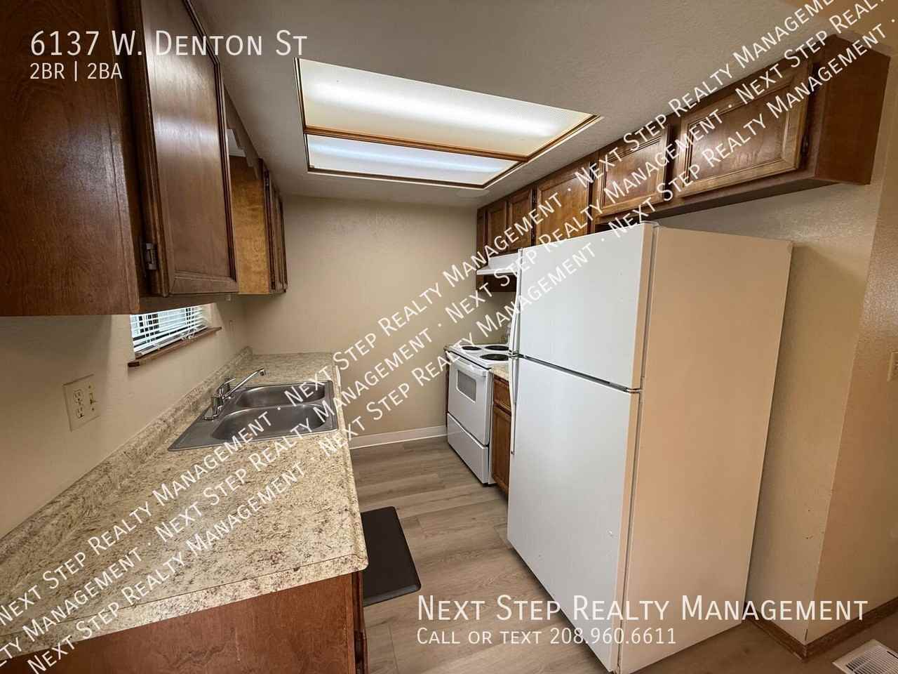 6137 W Denton St - Photo 6 of 14