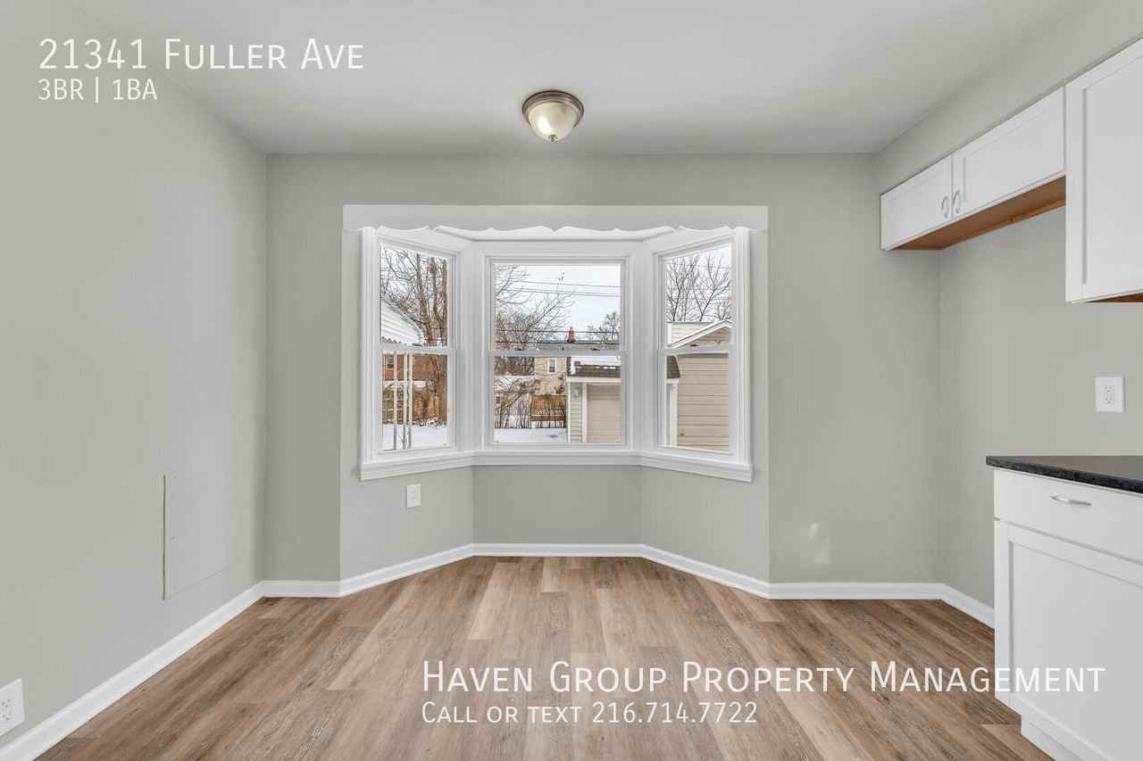 21341 Fuller Ave - Photo 6 of 23