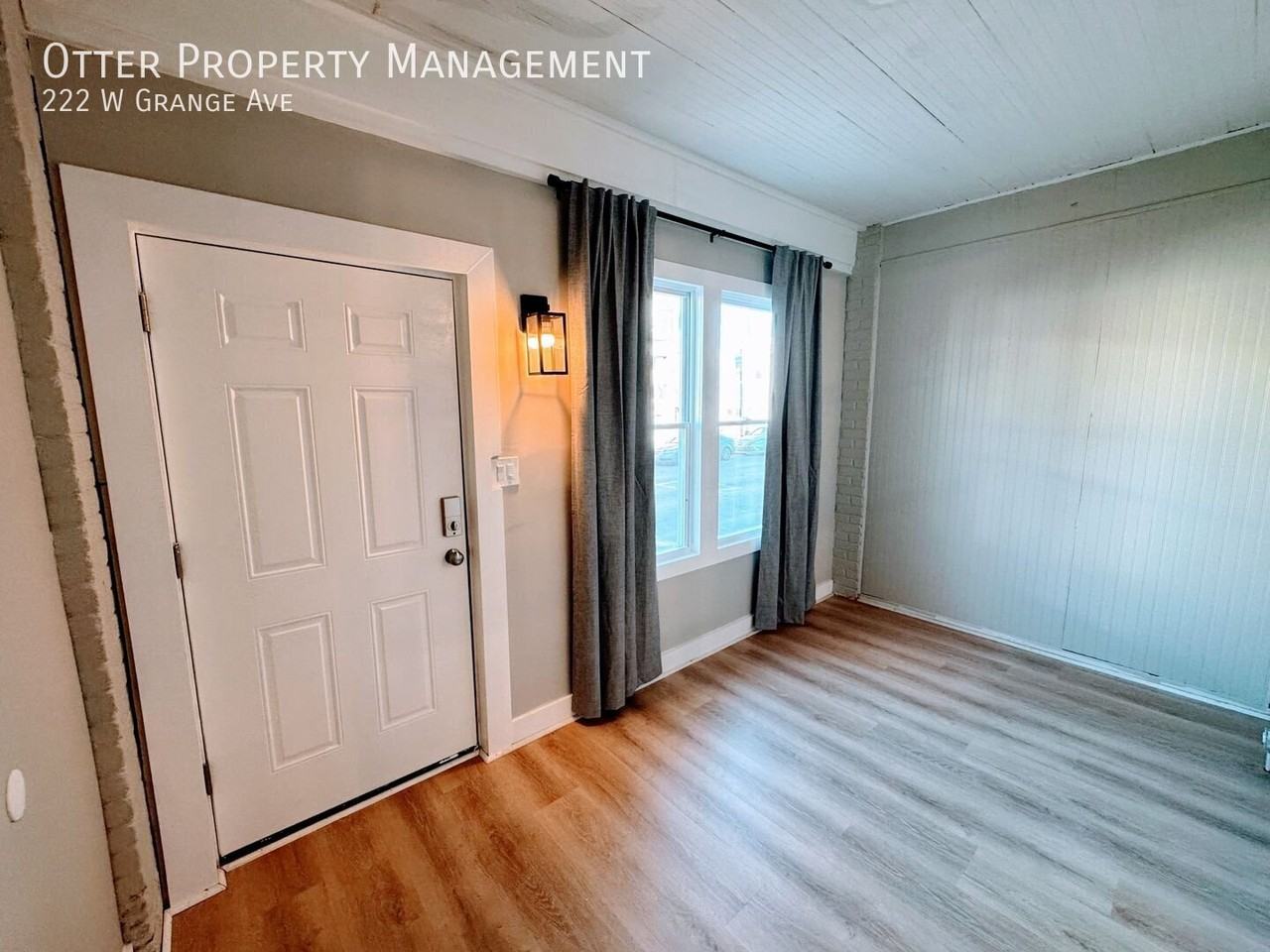222 W Grange Ave - Photo 6 of 46