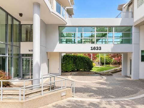 1633 West 8th Avenue #905 - Photo 2 of 10