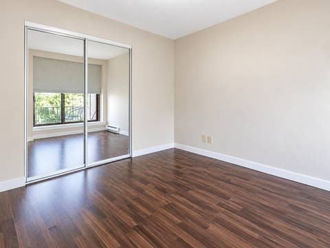 1633 West 8th Avenue #905 - Photo 5 of 10
