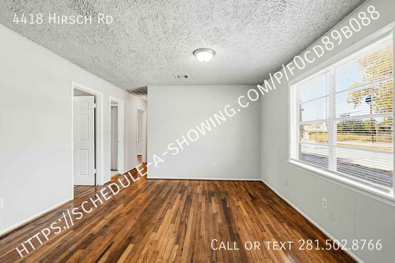 4418 Hirsch Rd - Photo 7 of 15