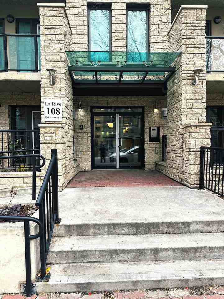 203 -203 25 Ave Sw - Photo 3 of 13