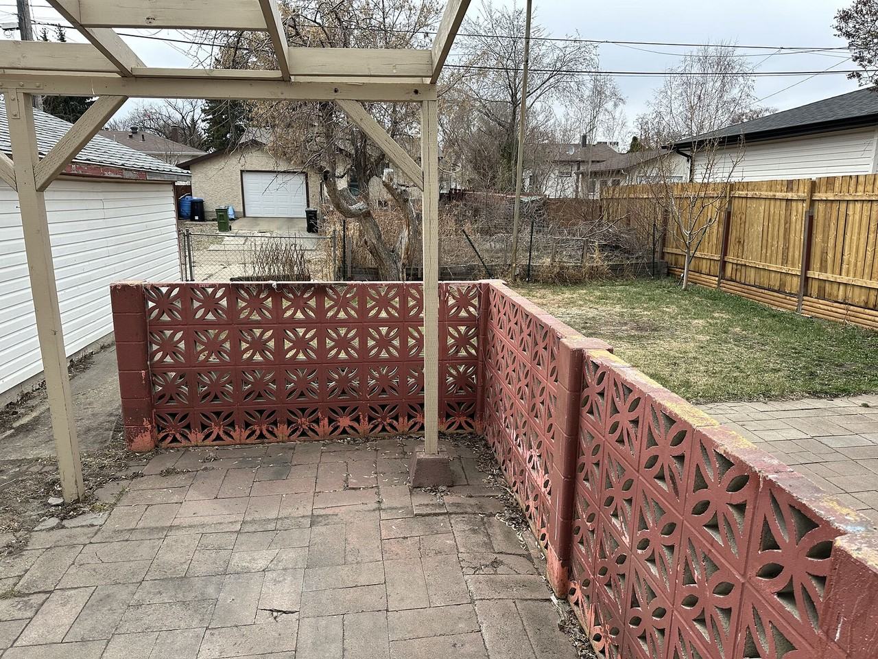 7328 77 St Nw - Photo 5 of 22