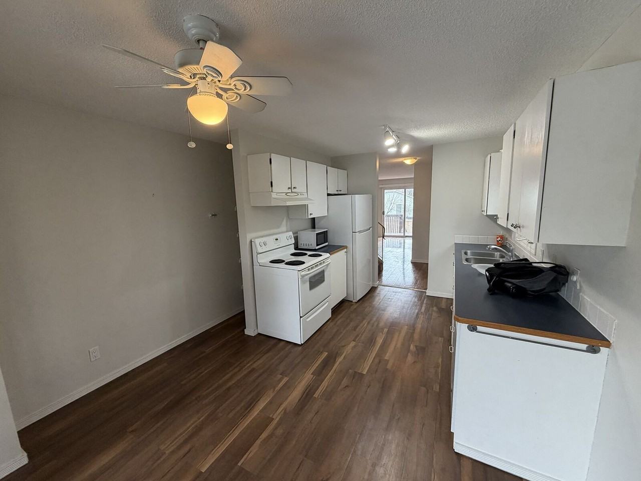 20 Mckernan Pl Se - Photo 5 of 20