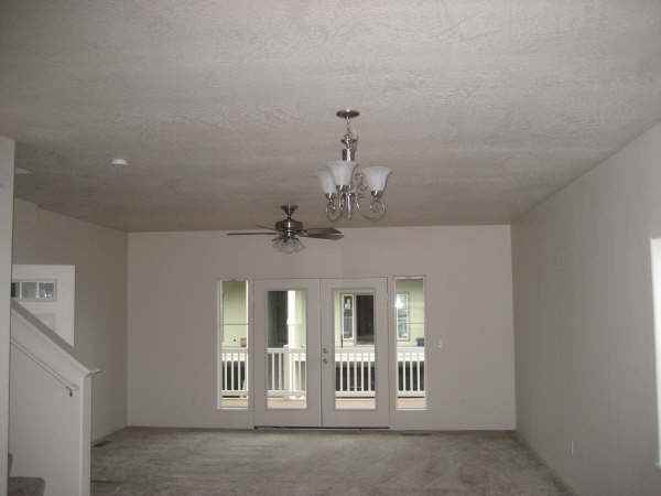 252 Hiatt Ln - Photo 5 of 8
