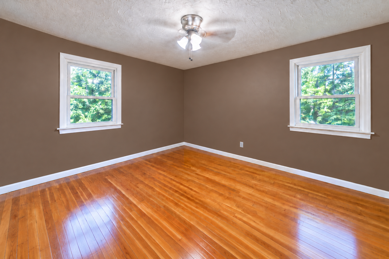 114 Sondra Ave #NA - Photo 6 of 27