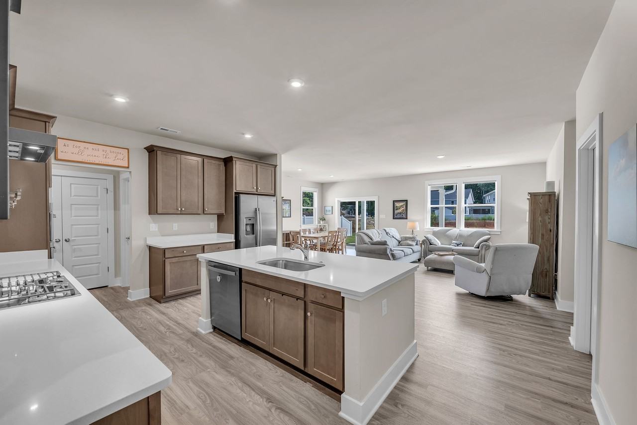 211 Orion Ct #NA - Photo 4 of 50
