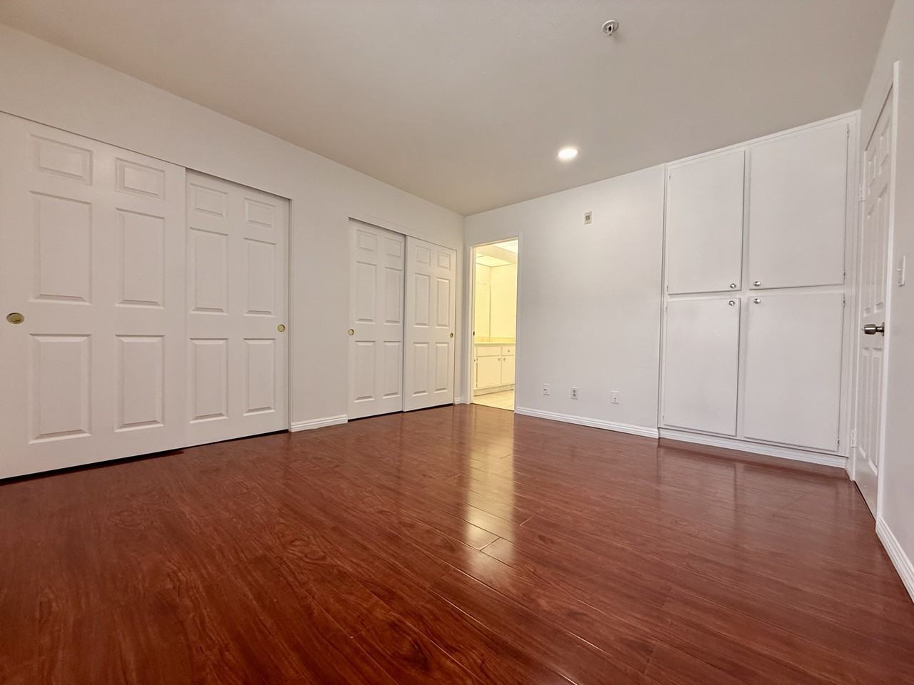 449 N Catalina Ave #210 - Photo 5 of 25