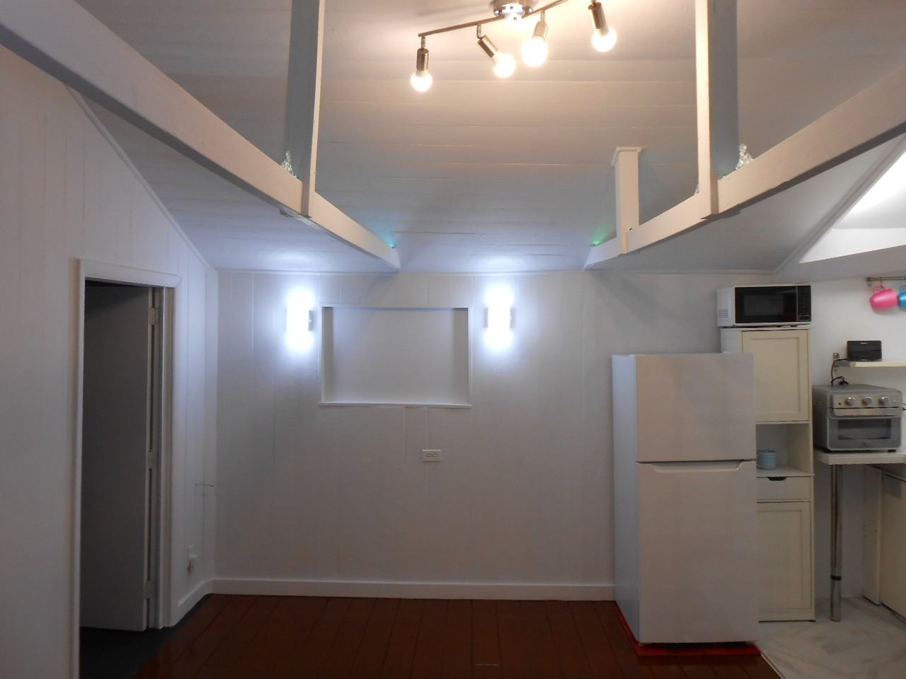 1441 Ne 23rd St #NOW - Photo 3 of 15