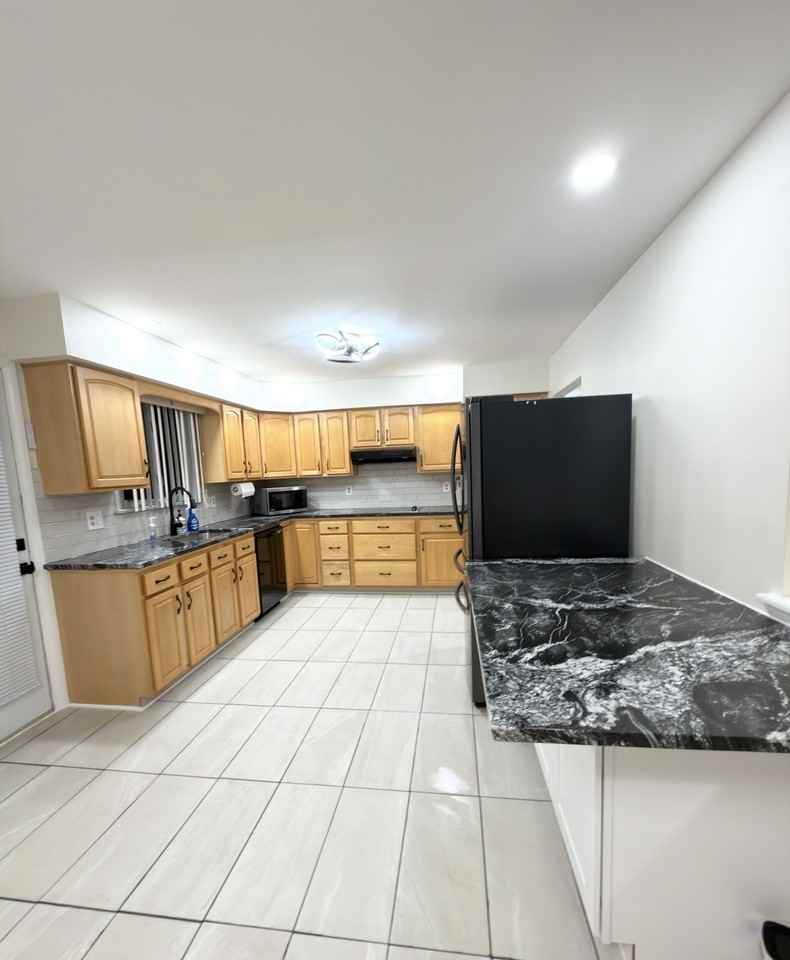 822 Murray Ave #NA - Photo 2 of 10