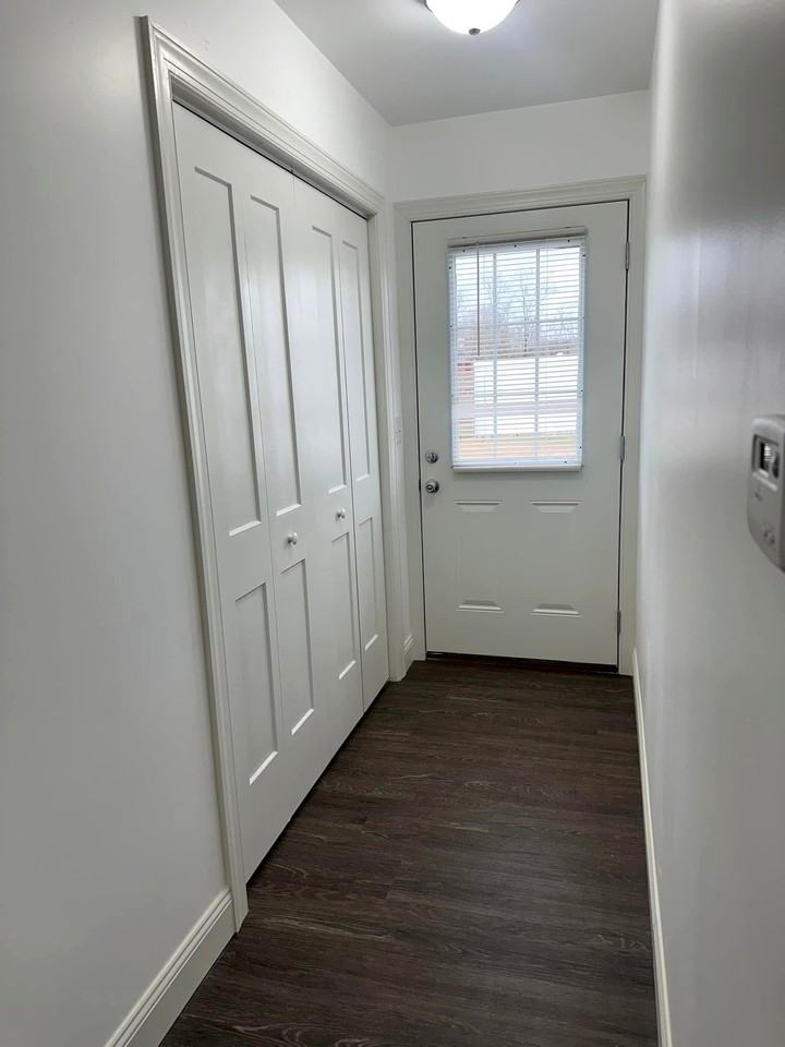 634 Meadows Ln #B - Photo 7 of 13