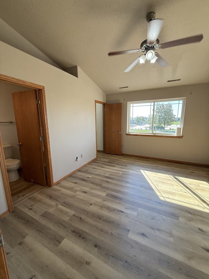 21 Alydar Dr #21 - Photo 2 of 8