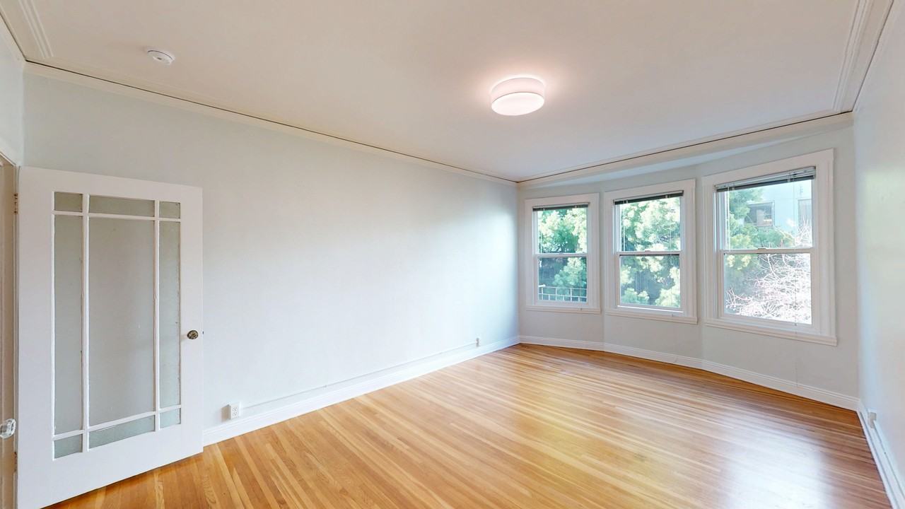 2160 Fell St #203 - Photo 4 of 9