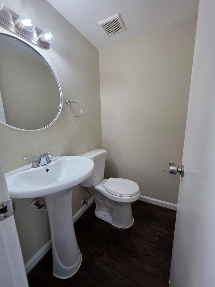 11771 Oak Manor Dr - Photo 7 of 14