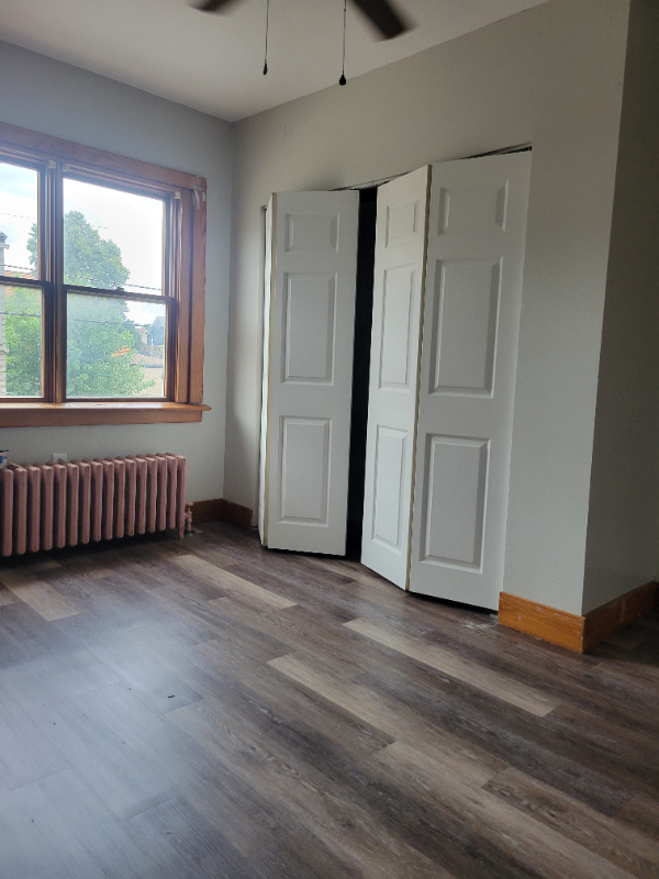 440 Franklin Ave #1 - Photo 3 of 29