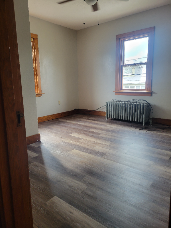 440 Franklin Ave #1 - Photo 4 of 29