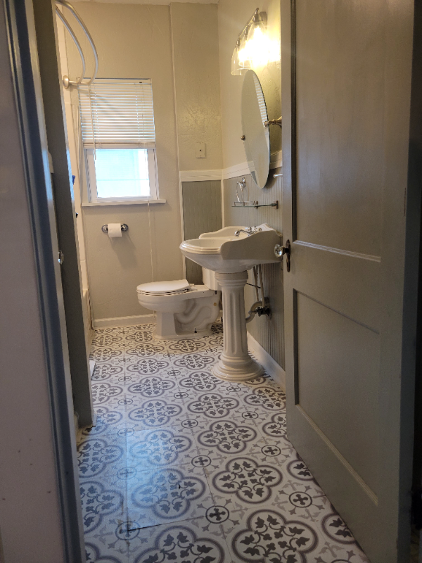 440 Franklin Ave #1 - Photo 6 of 29