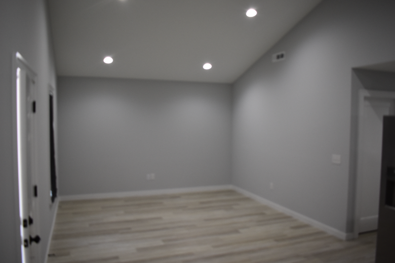 1312 E Lauderdale St - Photo 5 of 12
