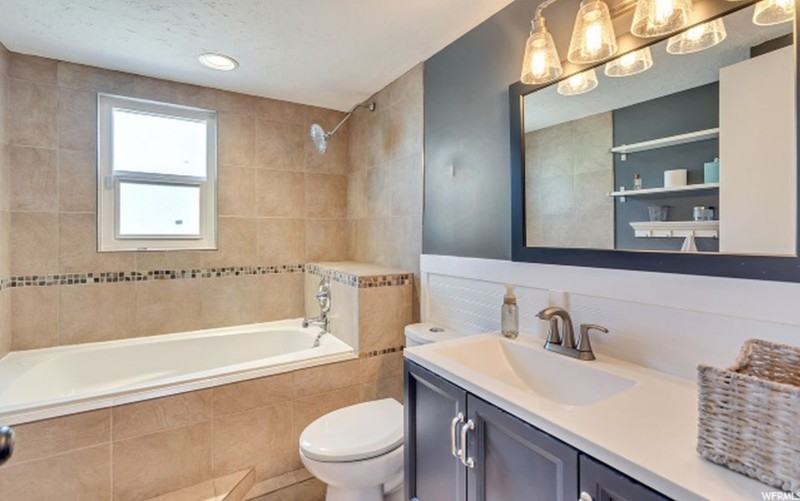931 Green Oaks Dr #1 - Photo 2 of 20