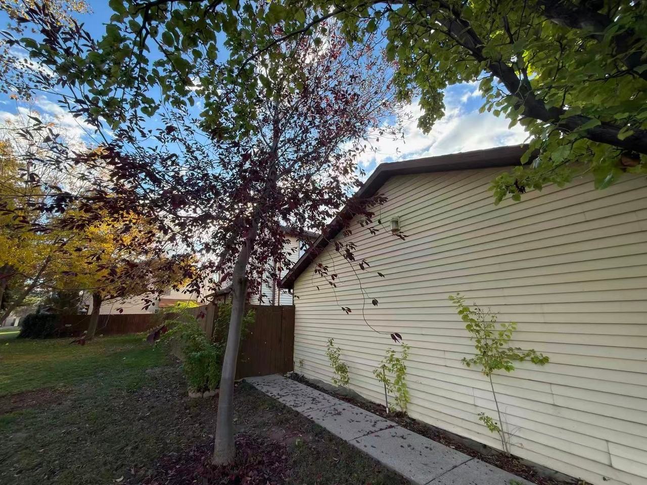3625 Sw - Photo 6 of 8