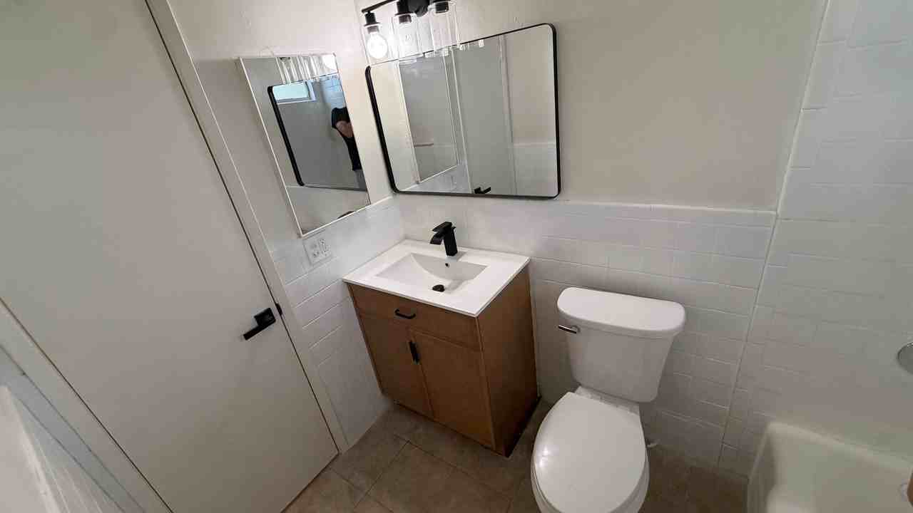 453 E F St - Photo 7 of 12