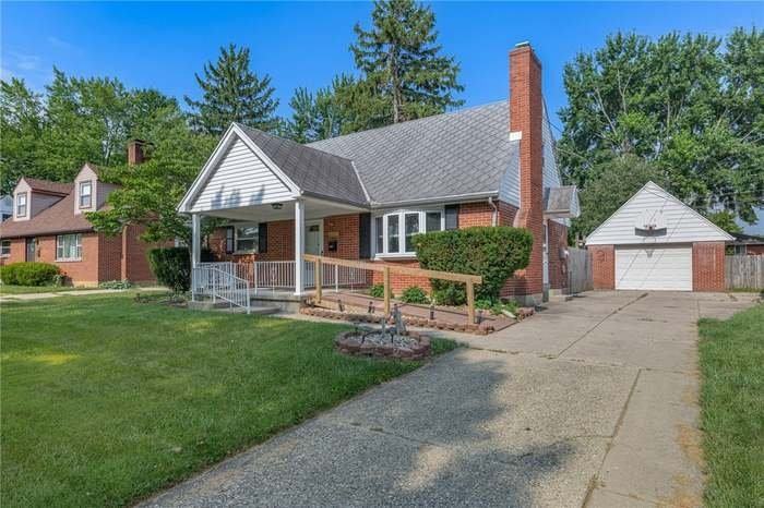 2313 Hazel Ave - Photo 2 of 20