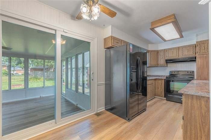 2313 Hazel Ave - Photo 5 of 20