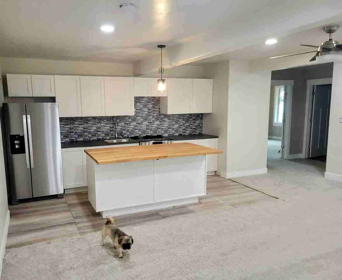 14986S Seven - Photo 2 of 18