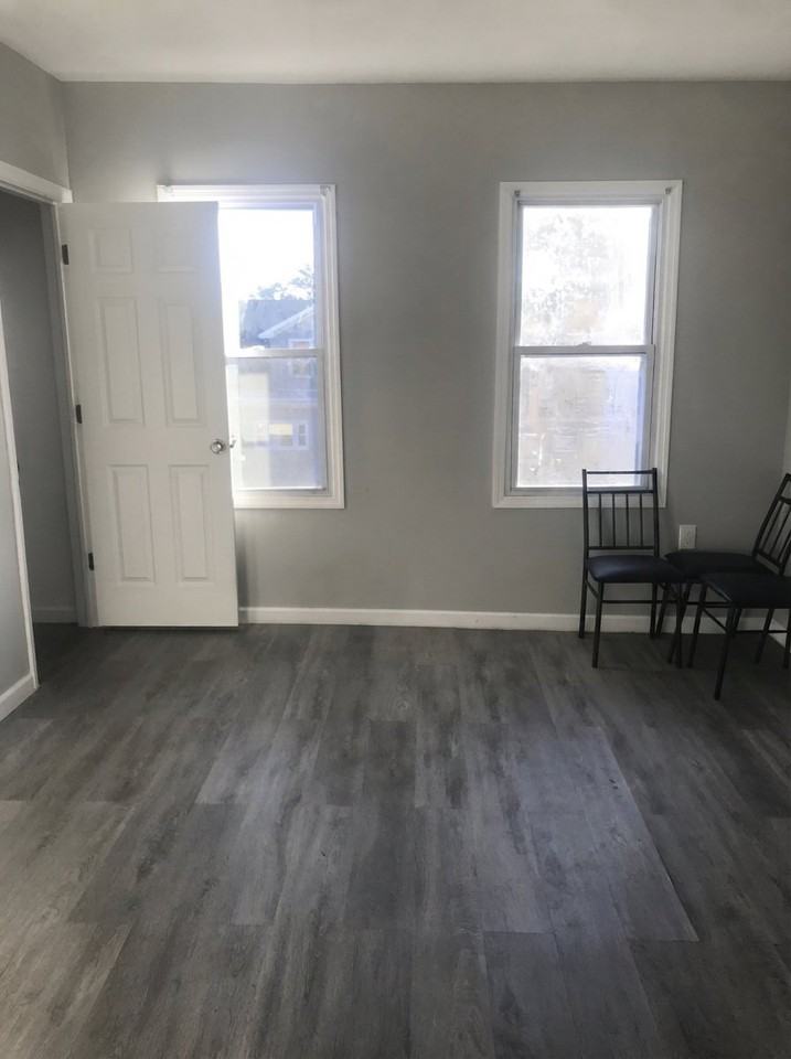 205 Renner Ave #3 - Photo 2 of 6