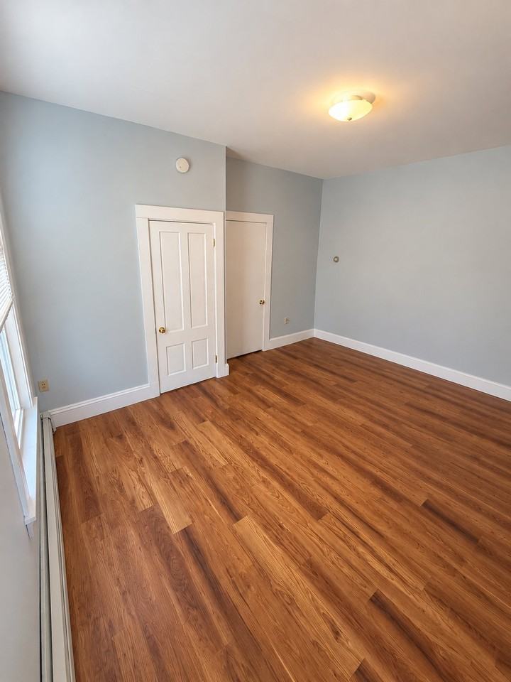 153 Hartley St #1 - Photo 4 of 17