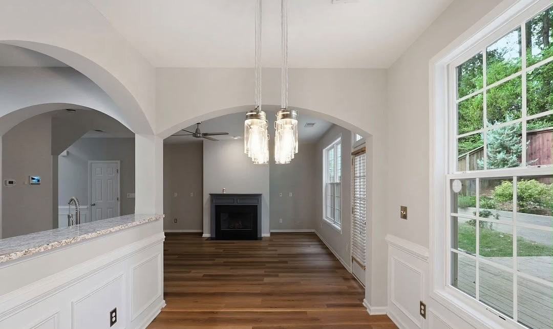 5629 Chatham Cir - Photo 2 of 9