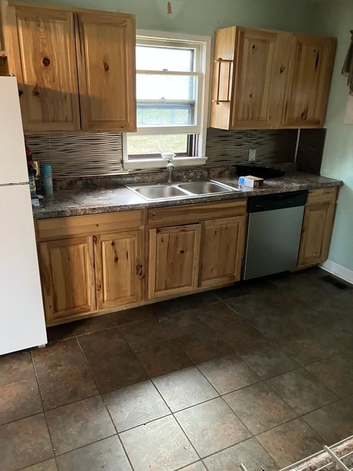 316 Warren St - Photo 3 of 11