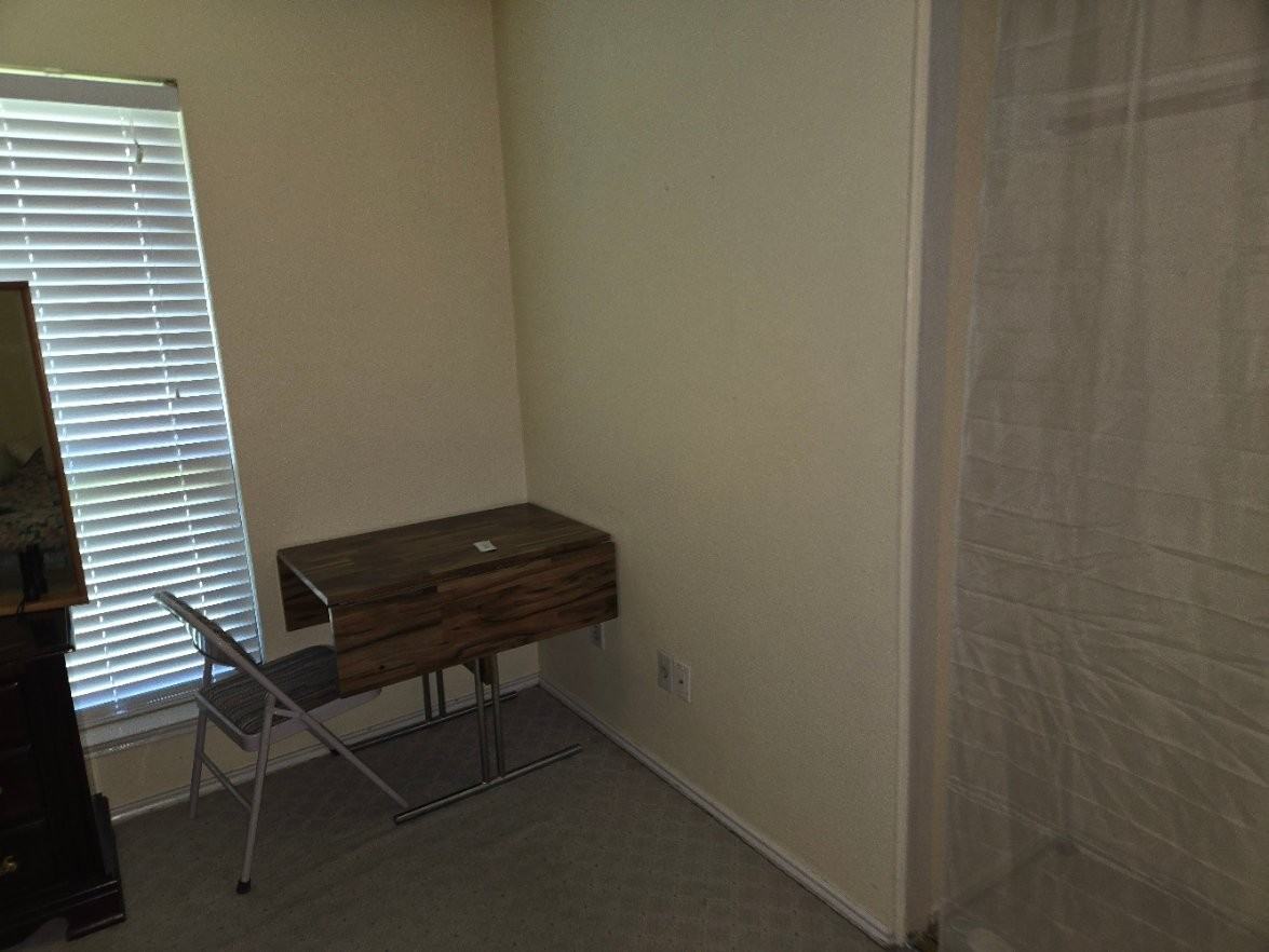 1000 Fairlawn St - Photo 3 of 17