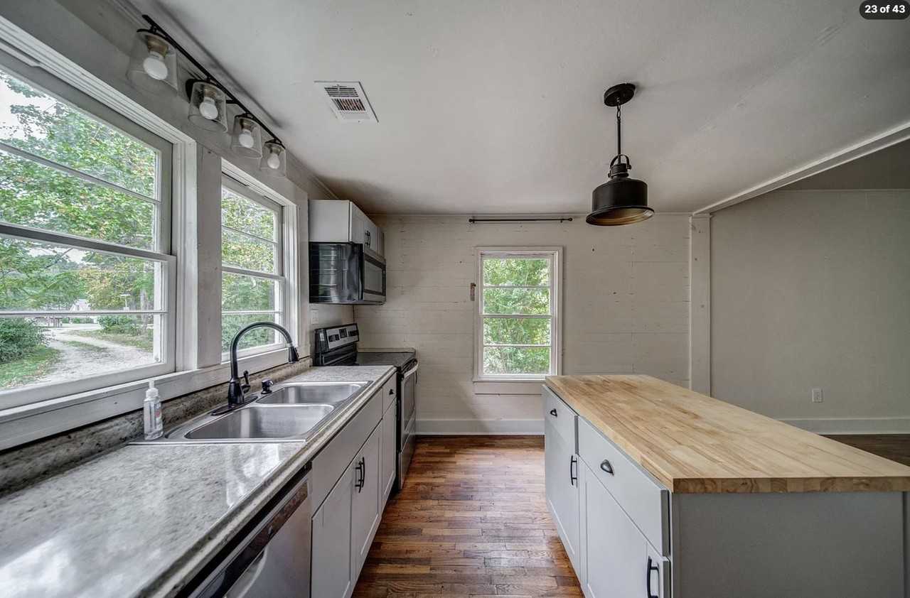 3573 Univeter Rd - Photo 2 of 14