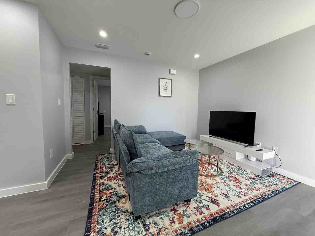 643 Kissimmee Street - Photo 2 of 7