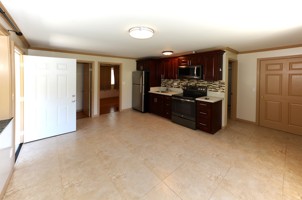 featured image of 2011 Aupuni St #BACK2