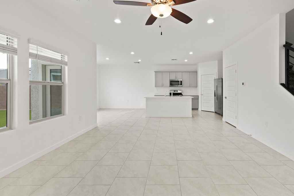 12854 E Joffroy Dr #1 - Photo 7 of 50