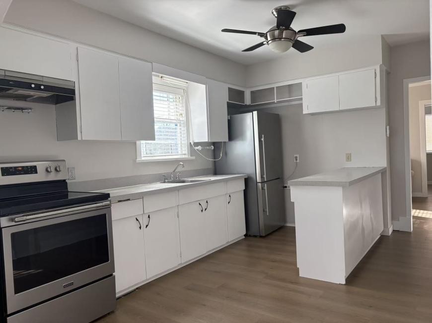 5282 Inman Ave - Photo 2 of 10