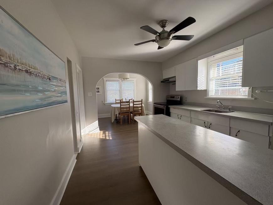 5282 Inman Ave - Photo 6 of 10