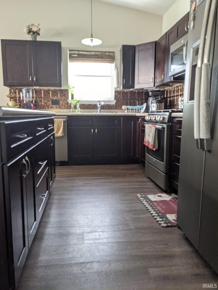 5728 W Daffodil Ct - Photo 6 of 24