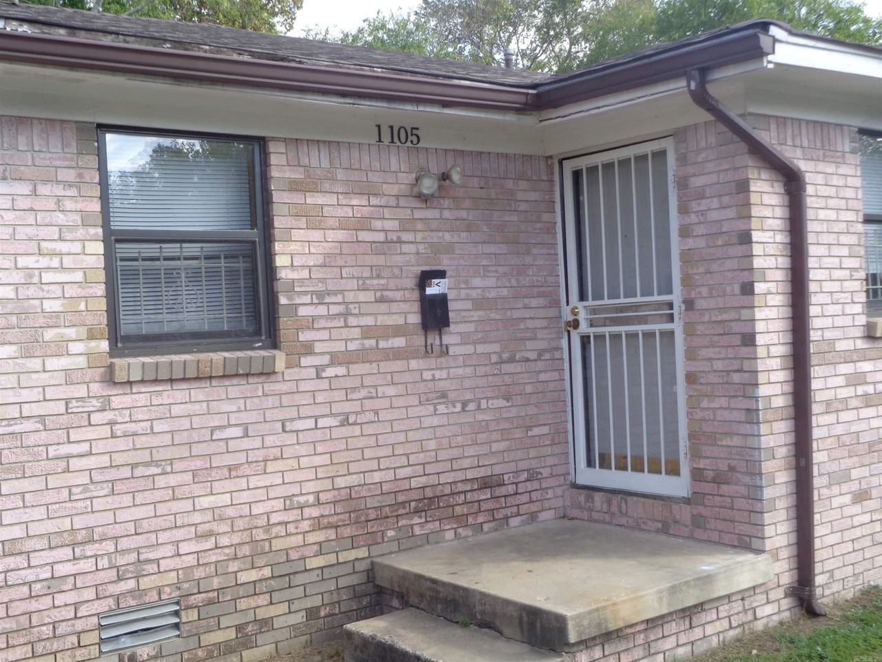 1105 S Ringo St - Photo 5 of 17