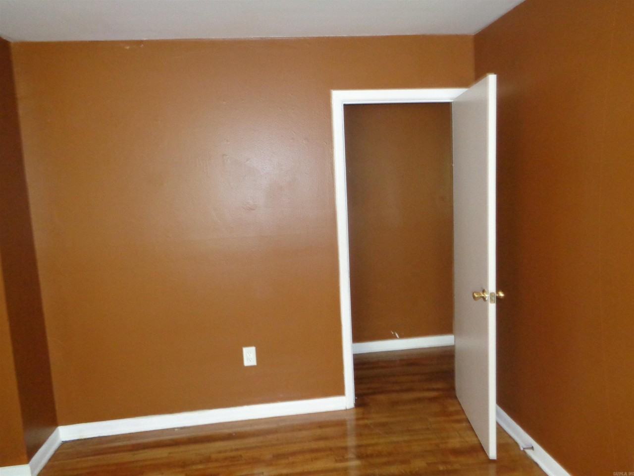1105 S Ringo St - Photo 7 of 17