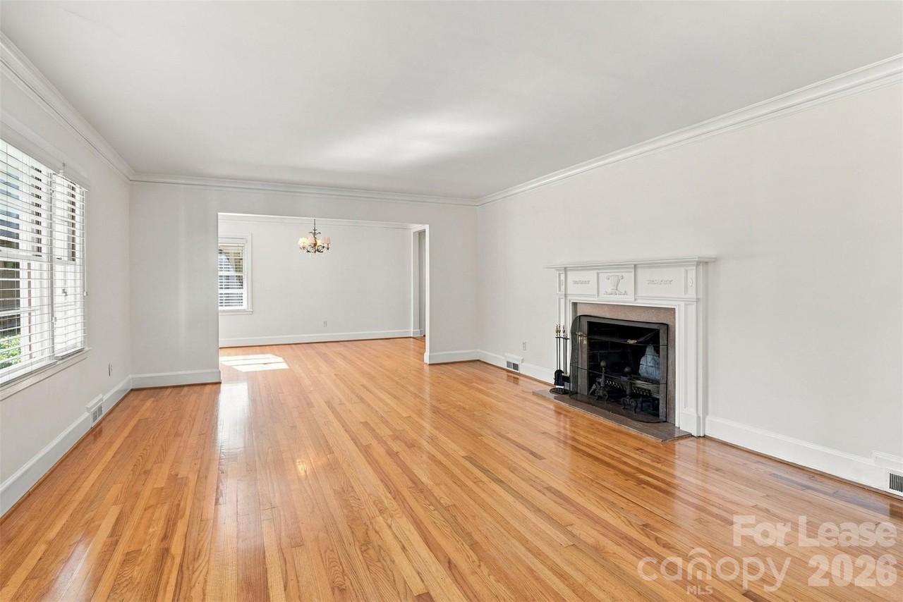 618 Shelton St - Photo 3 of 23