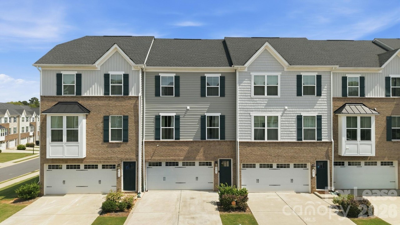 2595 Grantham Place Dr #111 - Photo 6 of 43