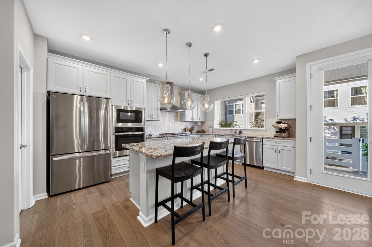 619 Myrick Aly - Photo 6 of 24