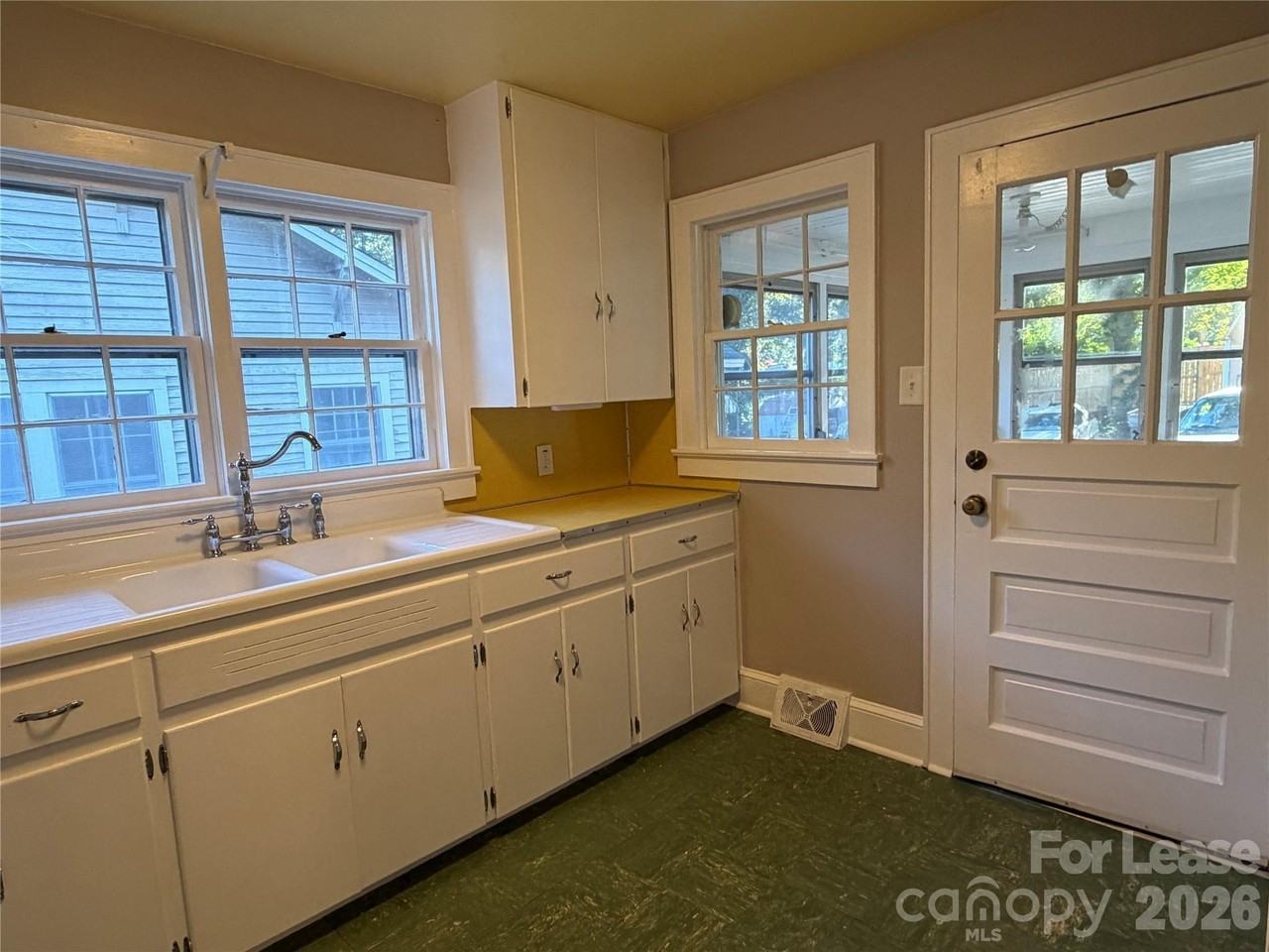 153 Bost St - Photo 7 of 17