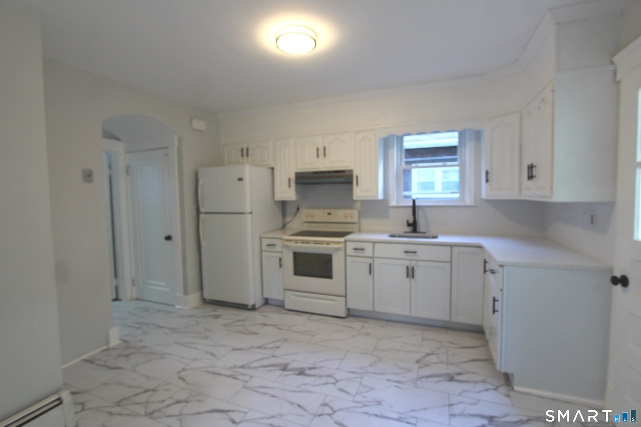 53 Park Rd - Photo 7 of 14