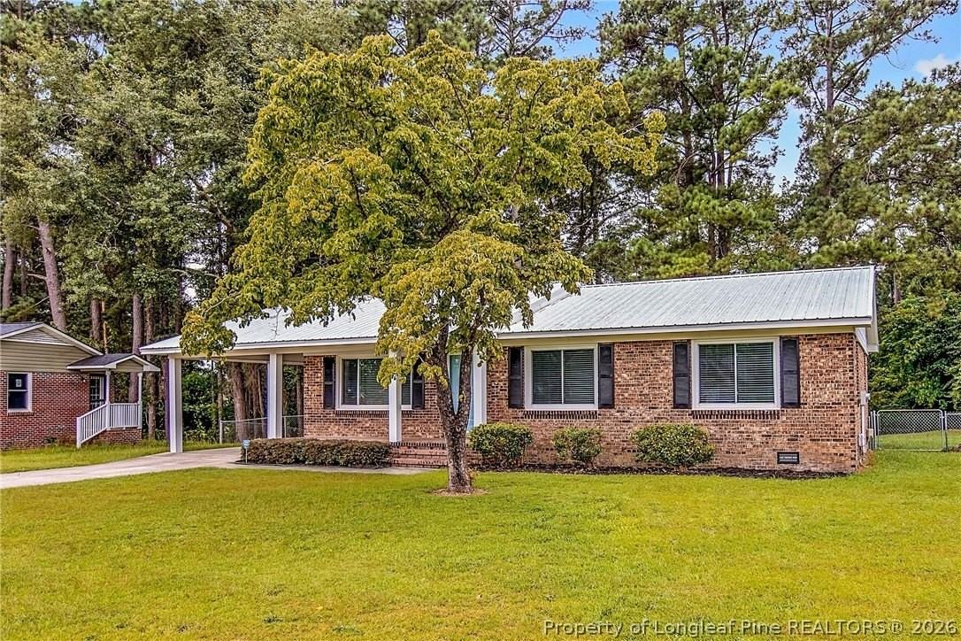 124 Golf Dr - Photo 2 of 28